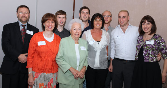Joyce_Falk_and_Family_003